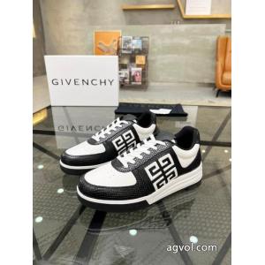 スーパー コピー メンズオシャレ度アップ 一番欲しいのは 2026新作/送料込GIVENCHYスニーカー.