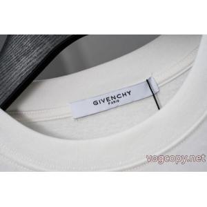 ブランド 品 スーパー コピーGIVENCHY雑誌掲載 2026fw トレンド 先取り半袖Tシャツ