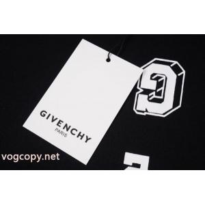ジバンシィ2026新作登場 注目を集める 上品低価ブランド 偽物半袖Tシャツ