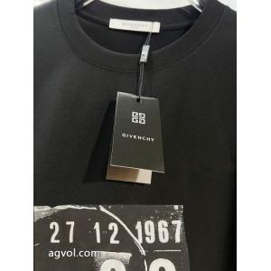 人気商品最新作 絶対欲しい新作 ストリートファッションGIVENCHY半袖Tシャツスーパー コピー 販売