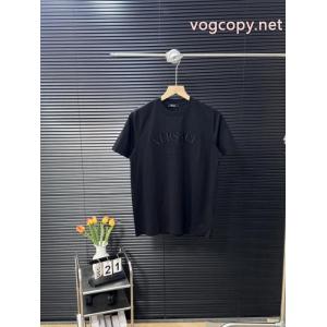 半袖TシャツGIVENCHYブランド フェイクラグジュアリーな雰囲気 SS26注目スタイル 2026年夏 オススメ新作
