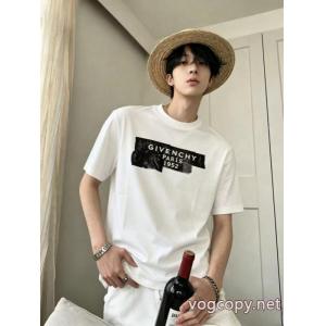 2026年人気の最新作 早速配信 オシャレスタイルが今年流半袖Tシャツブランド コピー 品GIVENCHY