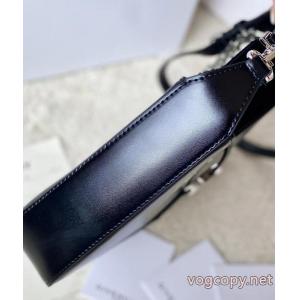     GIVENCHYブランド 激安 サイト2026SSの人気トレンドファッション 2026新作先取り日本未入荷 気軽に着れる..
