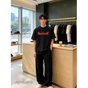 ブラッシュアップして華やかに 通気性が良い 定番人気商品激安 通販 専門店TシャツGIVENCHY.