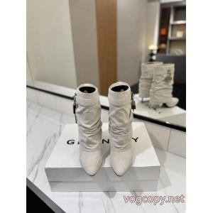 オシャレな印象に ギフトラッピングOK 超あたたかいGIVENCHYブーツ激安 ブランド 通販..