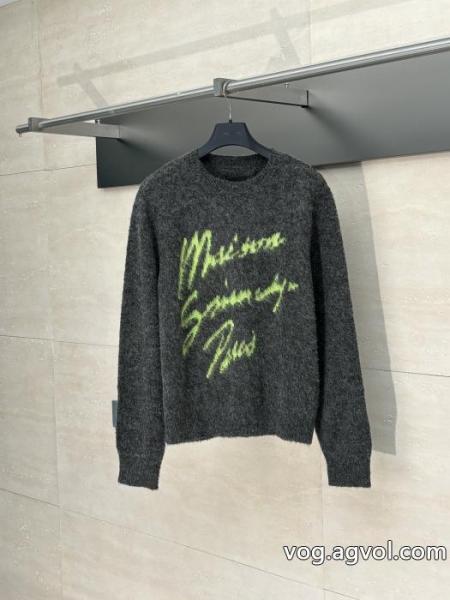セーターGIVENCHY最安国内発送 トップスをインするスタイル 完売品！ブランド コピー 激安. 0 