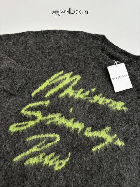 セーターGIVENCHY最安国内発送 トップスをインするスタイル 完売品！ブランド コピー 激安. 5 