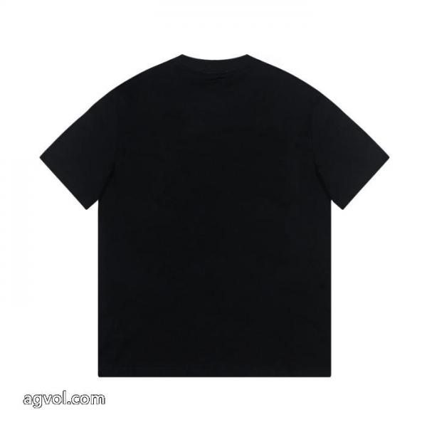 半袖TシャツGIVENCHY毎年大人気商品 おすすめセール メール便対応偽 ブランド 通販. 2