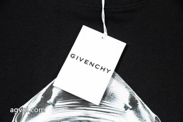 半袖TシャツGIVENCHY毎年大人気商品 おすすめセール メール便対応偽 ブランド 通販. 3