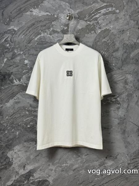 ブランド コピーGIVENCHY人気 ランキング 別注モデル 全国無料人気半袖Tシャツ 0