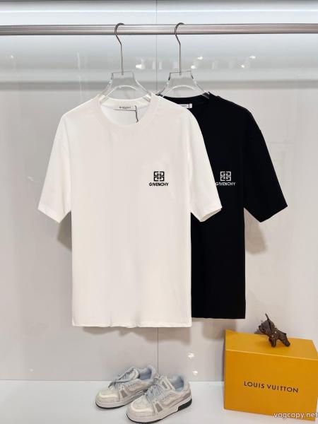 GIVENCHY半袖Tシャツ海外限定アイテム 今季のトレンドクラシックスタイル ストレッチ伸縮性 2026スーパー コピー 0 