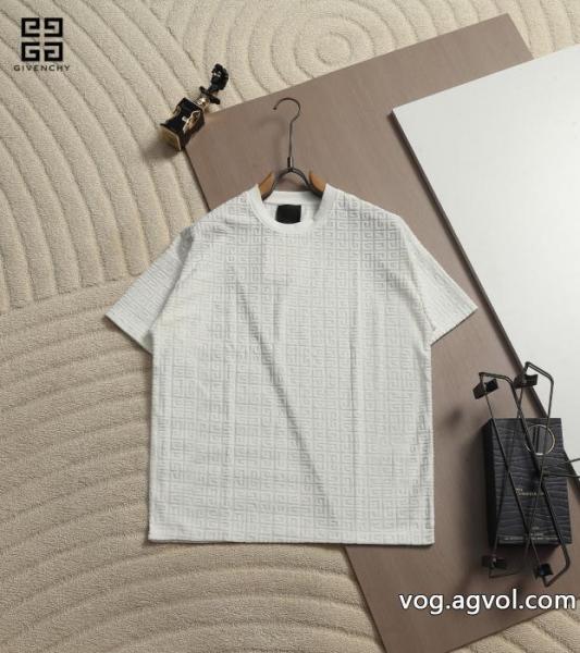 GIVENCHY雑誌掲載 早期完売 超人気新品偽 ブランド半袖Tシャツ 0