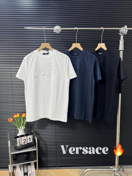 半袖TシャツGIVENCHYブランド フェイクラグジュアリーな雰囲気 SS26注目スタイル 2026年夏 オススメ新作 0
