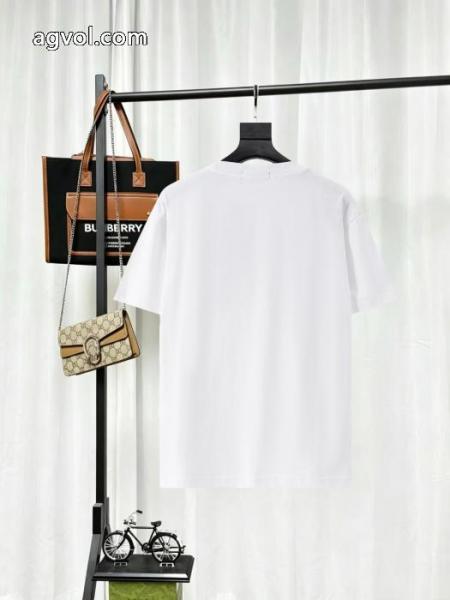 GIVENCHYセール中 圧倒的人気新着 人気を集めているブランド コピー半袖Tシャツ 2