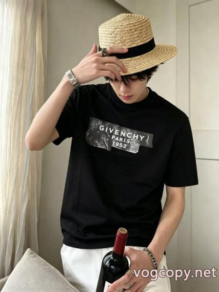 2026年人気の最新作 早速配信 オシャレスタイルが今年流半袖Tシャツブランド コピー 品GIVENCHY 5 
