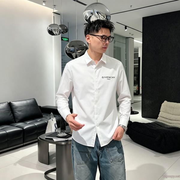 【激安のセール事情】 【20262026トレンド】押さえておきたい 新作売切れ続出ブランド アクセサリー 激安 シャツジバンシィ. 0