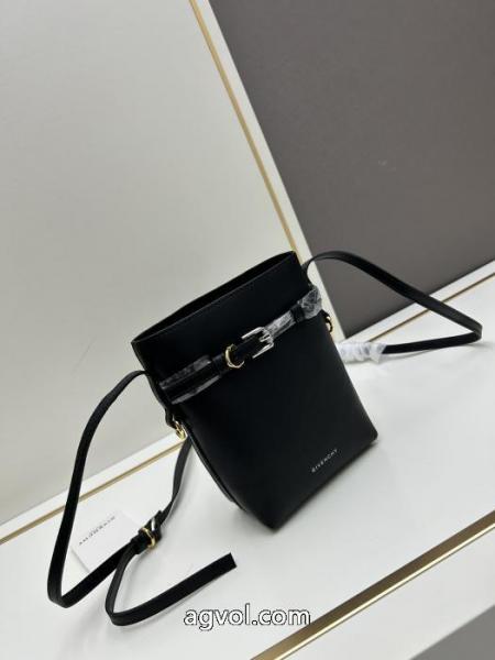 バッグGIVENCHYコピー 通販2026年激安最強セール 爆買い大得価防热 スタイルUPして着こなす. 2