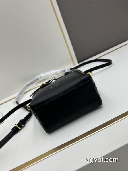 バッグGIVENCHYコピー 通販2026年激安最強セール 爆買い大得価防热 スタイルUPして着こなす. 5