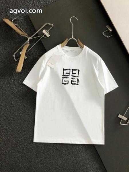 GIVENCHYブランド 激安 サイト最新作入荷 大切な日に 2026新商品半袖Tシャツ 1