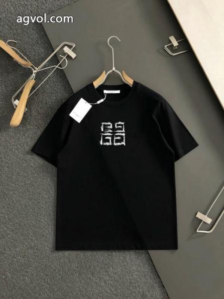 GIVENCHYブランド 激安 サイト最新作入荷 大切な日に 2026新商品半袖Tシャツ 2