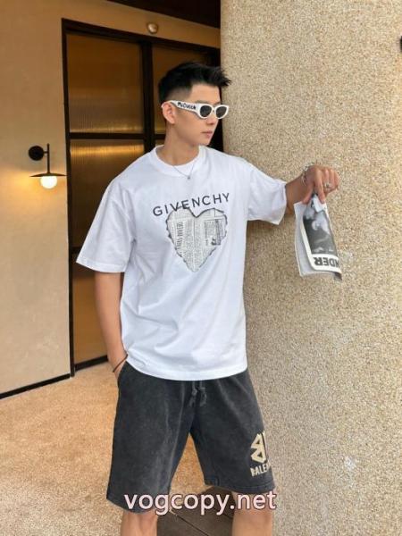 ジバンシィ半袖Tシャツ2026SS大人OK 豊富なサイズ 大人気商品再入荷!偽物 ブランド 販売 1