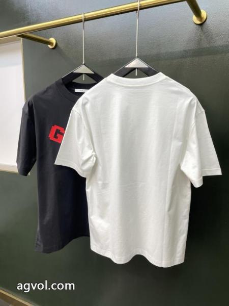 ブラッシュアップして華やかに 通気性が良い 定番人気商品激安 通販 専門店TシャツGIVENCHY. 3