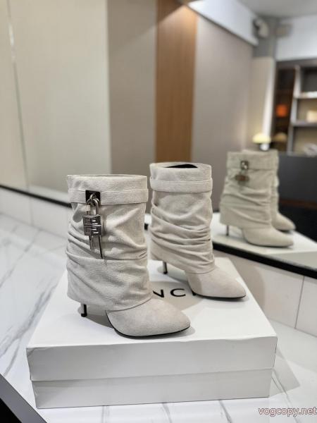 オシャレな印象に ギフトラッピングOK 超あたたかいGIVENCHYブーツ激安 ブランド 通販.. 0