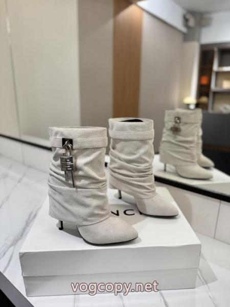 オシャレな印象に ギフトラッピングOK 超あたたかいGIVENCHYブーツ激安 ブランド 通販.. 1
