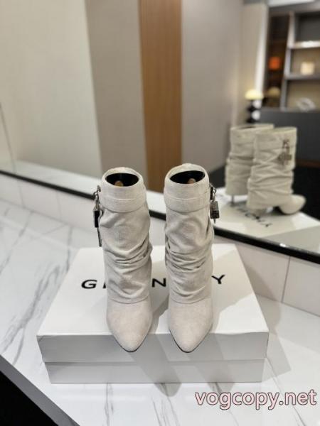 オシャレな印象に ギフトラッピングOK 超あたたかいGIVENCHYブーツ激安 ブランド 通販.. 3