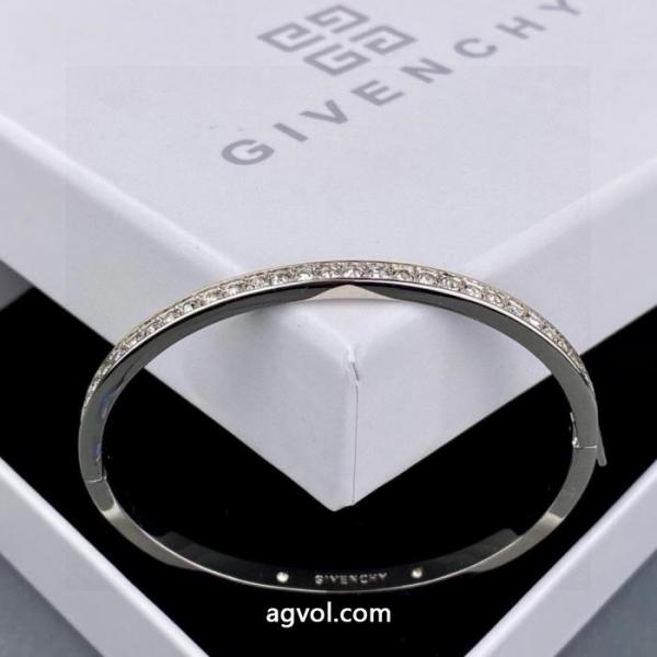 スーパー コピー 安心人気限定値段が安い 速達便発送 TOPセラー賞アクセサリーGIVENCHY.. 5 